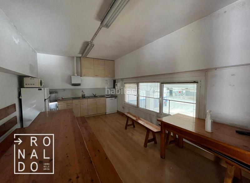 Foto 173f5e43-1bc0-43f0-8ea3-d1bb177987d7. Fabrikhalle mit heizung in Andoain