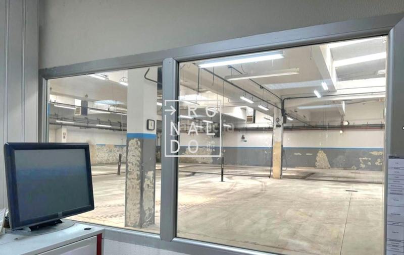 Foto 950ae68d-ddbd-409e-9253-d43884ef68ee. Fabrikhalle mit heizung in Andoain