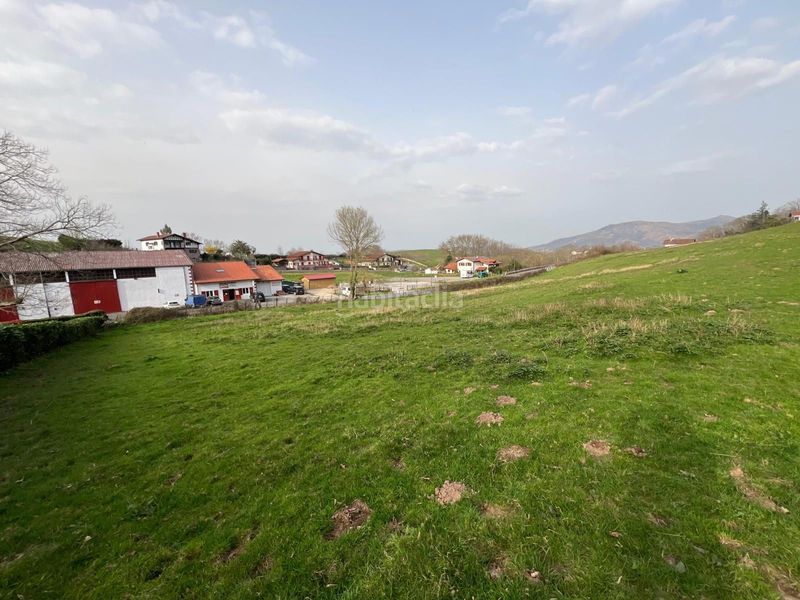 Foto 6c0623cd-5fa0-460a-8668-7af2cecb74f6. Terreno residencial gran parcela residencial y rústica centro, navarra en Zugarramurdi