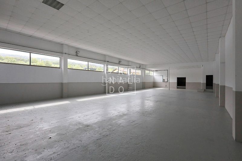Foto 498a6c6b-f4ee-415c-b044-b645a94c2039. Nau industrial a Andoain