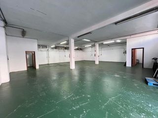 Fabrikhalle  Zubitxiki. Nave industrial en aduna