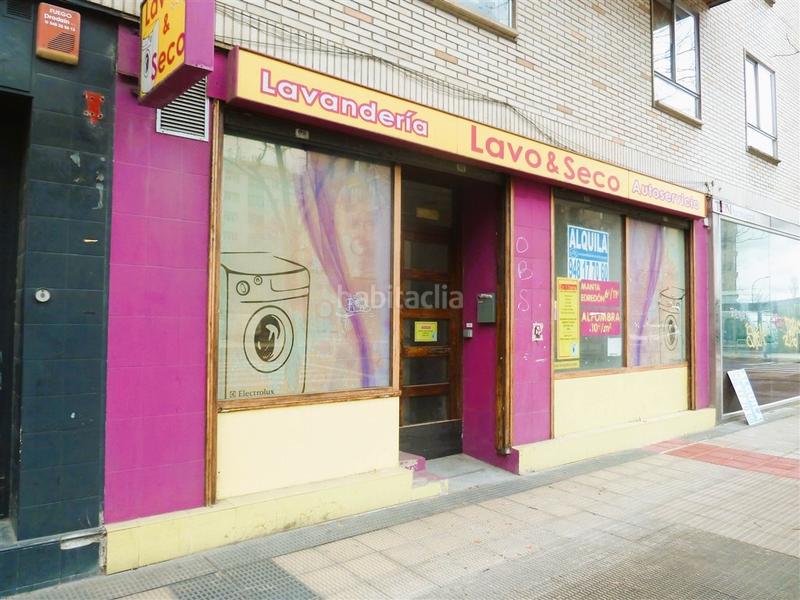 Foto c5a28a97-a9b4-430a-b4eb-3f93615fb1b2. Alquiler local comercial local en alquiler en Iturrama, calle iñigo arista, último uso fue lavandería. en Pamplona / Iruña