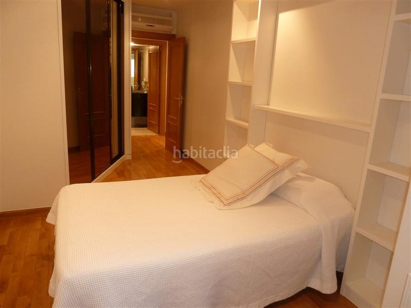 Foto 0a90be37-6fd7-4d5c-ac8d-a03573e89c5d. Affitto duplex con camino riscaldamento in Casco Antiguo Pamplona / Iruña