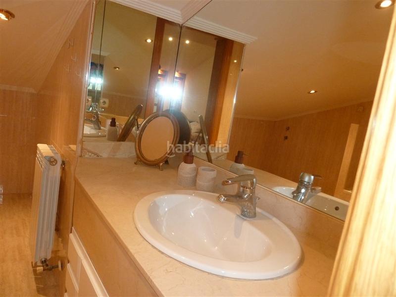 Foto e7c27c89-d6a0-41dc-b662-cfd72f1ec2f5. Affitto duplex con camino riscaldamento in Casco Antiguo Pamplona / Iruña