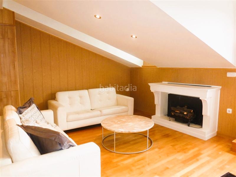 Foto f03080f1-847e-4053-9ec8-d3e6c03a34ec. Affitto duplex con camino riscaldamento in Casco Antiguo Pamplona / Iruña