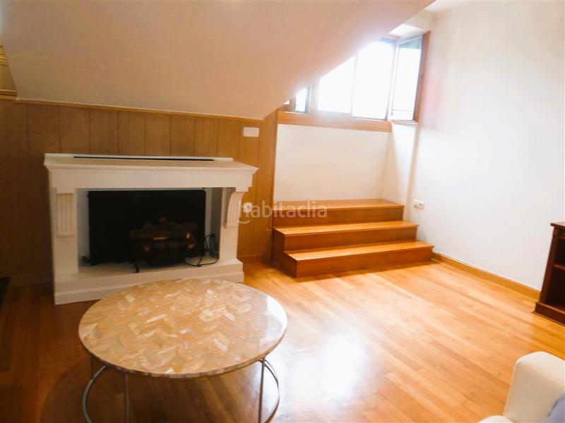 Foto 81b359b6-c84d-4afc-9c94-9f71092ec2af. Lloguer dúplex amb xemeneia calefacció a Casco Antiguo Pamplona / Iruña