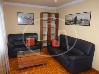 Location Appartement  Calle julián gayarre. Estudiantes, cercano a la upna