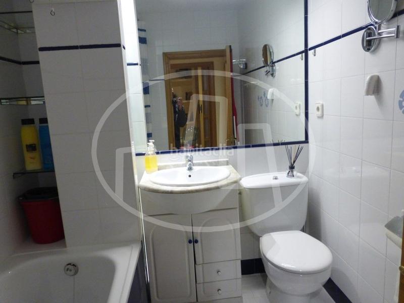 Foto 414ff6e4-9680-46a1-8088-f57eb364bc71. Alquiler piso estafeta, estancias cortas. en Casco Antiguo Pamplona / Iruña