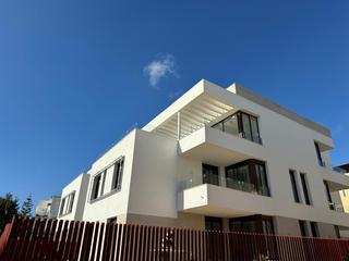 Pis a Jesús. Vivienda de 3 dormitorios con garaje en ntra. sra. de jesus
