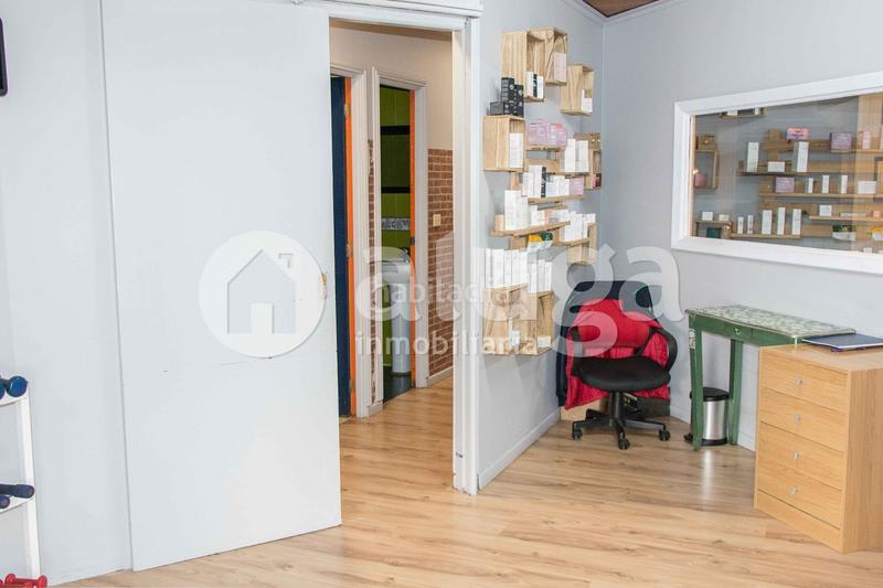 Foto a8d33c38-08fb-48a1-bc46-f32c6512cafc. Local commercial dans Coiro Cangas