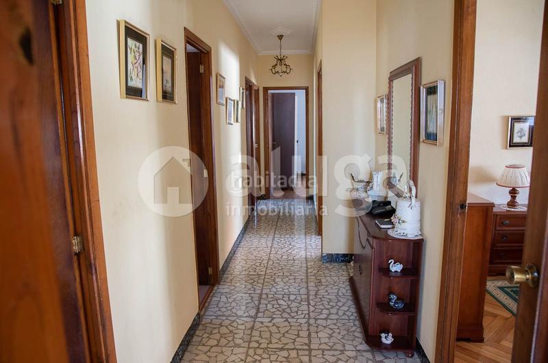 Foto 5c187819-25a4-46dc-b662-1e7ce72c4562. Haus mit heizung in Darbo Cangas