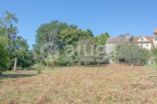 Masia a Aldán. Venta de casa para rehabilitar en la zona de san amaro aldán, ca
