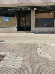 Lloguer Local Comercial a Coiro. Local comercial premium en esquina con visibilidad inigualable y