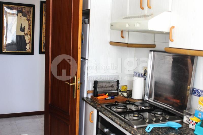 Foto 215239bc-6fdb-4fd4-91ad-885d5a74cb1d. Flat with heating in Coiro Cangas