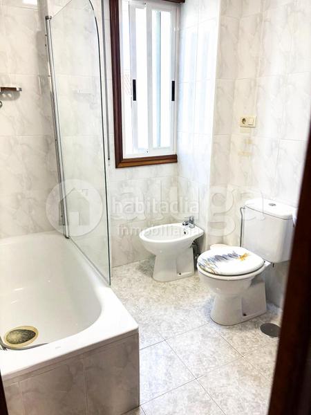 Foto befd4817-b808-4b60-b866-7315d3931c9c. Miete etagenwohnung mit heizung in Coiro Cangas