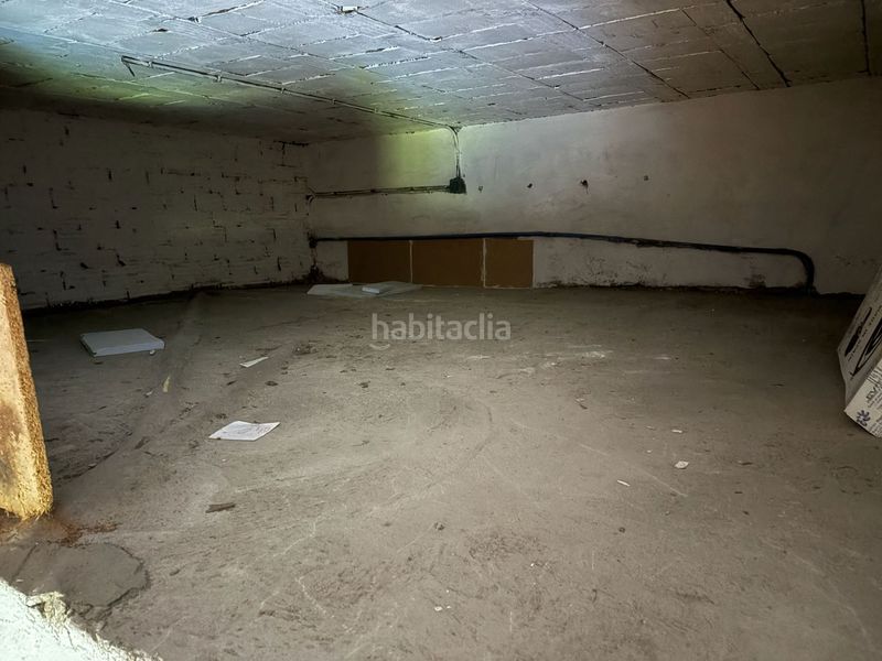 Foto cd6c467d-8ede-4efc-b657-0881a598ebfb. Casa adossada a Darbo Cangas