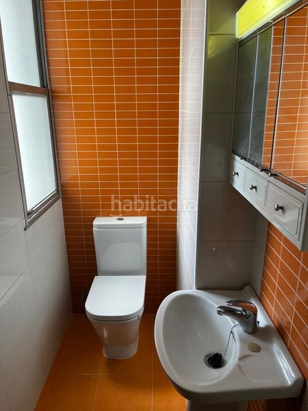 Foto 13ea1fec-3d66-4574-8198-2f2ce79e782d. Rent flat in Coiro Cangas