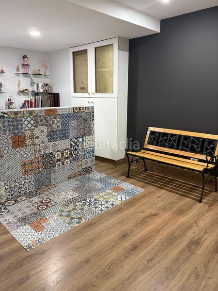 Foto 4b81bef2-9190-41f7-a785-863d7316fafe. Local comercial a Cangas pueblo Cangas
