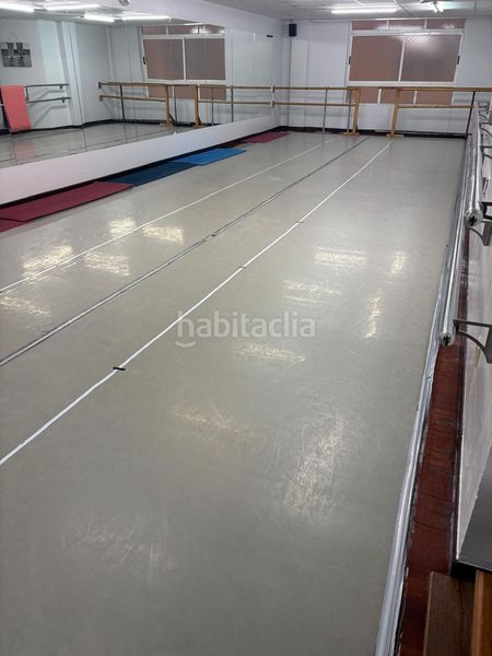 Foto a3583099-3baf-4658-97db-344682503881. Local comercial a Cangas pueblo Cangas