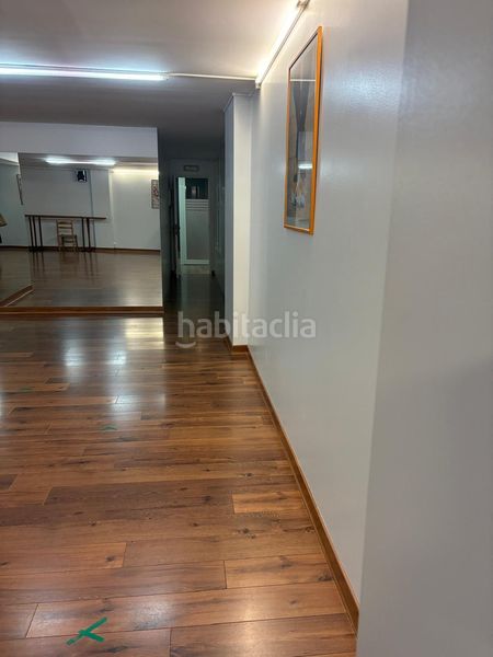 Foto ec4c02b0-bead-4c14-8424-52444121c965. Local comercial a Cangas pueblo Cangas