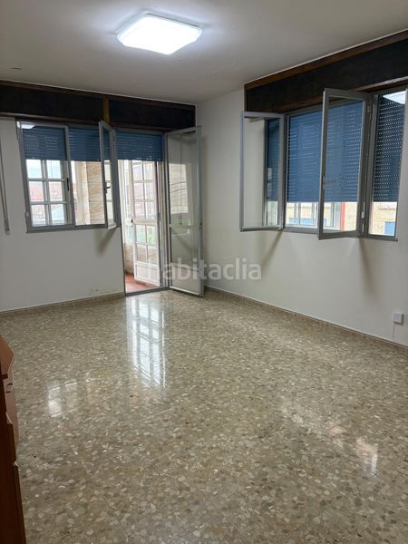 Foto 48a8e3d6-bc98-42eb-8dbe-cdbcb4148c74. Rent flat with heating in Cangas pueblo Cangas