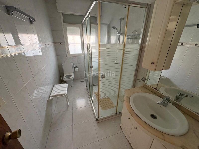 Foto ff926712-be81-45d7-83ed-533e269ff849. Casa amb calefacció aparcament a Darbo Cangas