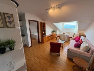 Affitto Attico in Cangas Pueblo. Aluga inmobiliaria alquila para todo el año, coqueto apartamento