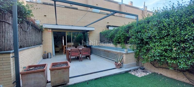 Foto 0dd47bf6-ad30-4bc5-a264-6a0d4c86cd9a. Casa a schiera in carrer de la barca 21 in Eixample Sant Joan Despí