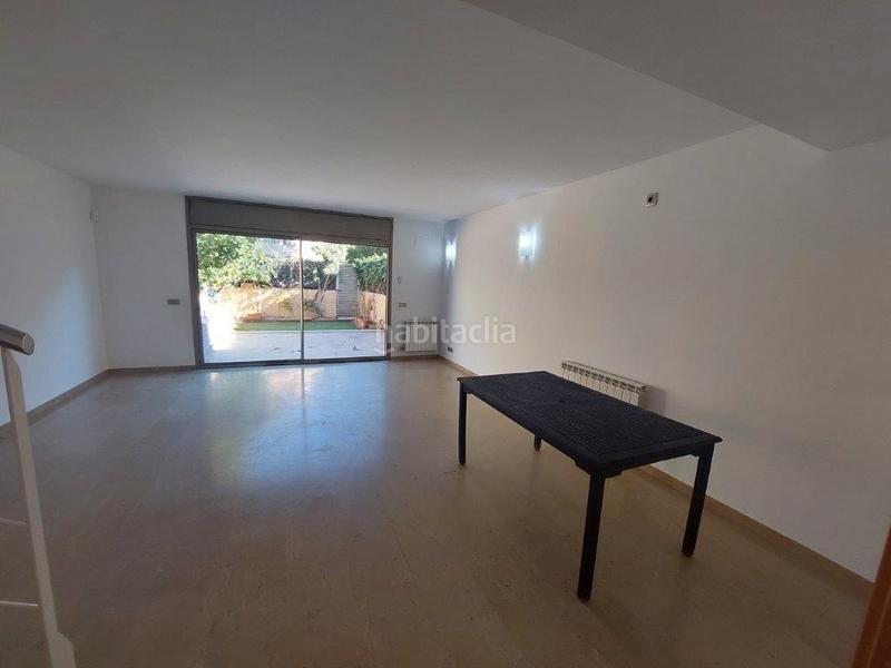 Foto 138aa058-38f0-45fa-a79c-6651d08f90bb. Casa a schiera in carrer de la barca 21 in Eixample Sant Joan Despí