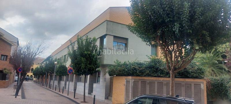 Foto b63c18cb-c116-40ca-b83f-421986847ea9. Casa a schiera in carrer de la barca 21 in Eixample Sant Joan Despí