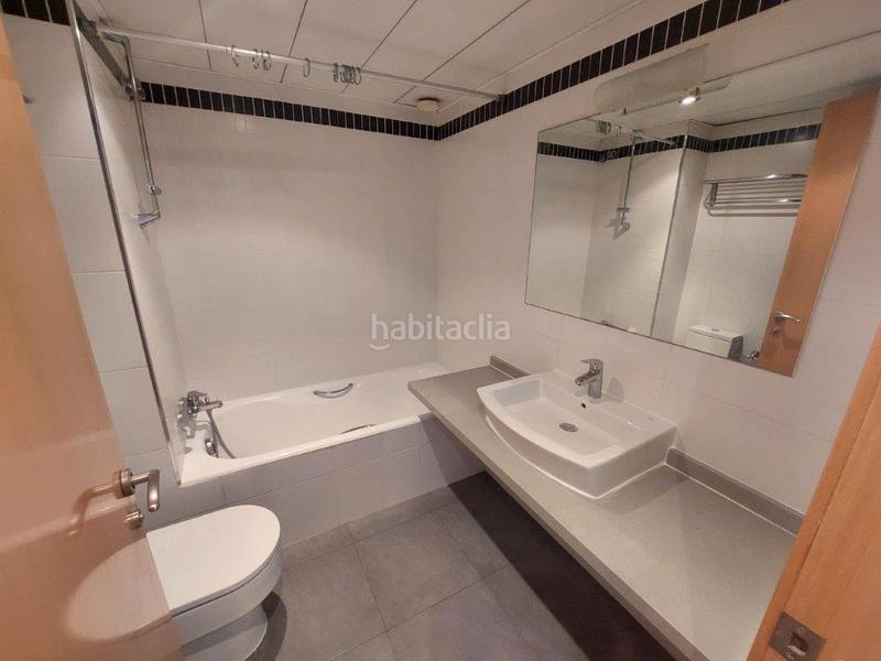 Foto c83ba0c1-d852-4e03-8bcf-98a4b500120f. Casa a schiera in carrer de la barca 21 in Eixample Sant Joan Despí