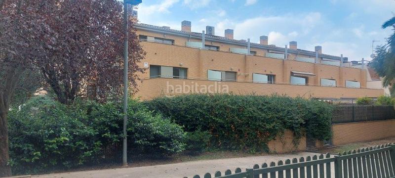 Foto 469aaa75-1f06-4279-bf04-de7a27c2ccb7. Casa adossada a carrer de la barca 21 a Eixample Sant Joan Despí