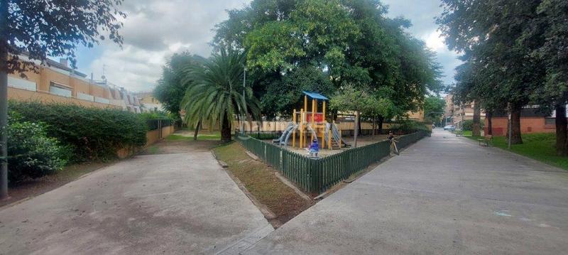 Foto 7a48e05e-35c9-4f44-876a-099e35389d15. Casa adossada a carrer de la barca 21 a Eixample Sant Joan Despí