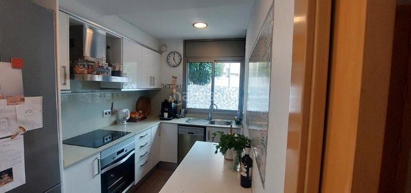 Foto 190bf7e2-7839-45ec-bcc0-7a4651afedd7. Maison jumelée dans carrer de la barca 21 dans Eixample Sant Joan Despí