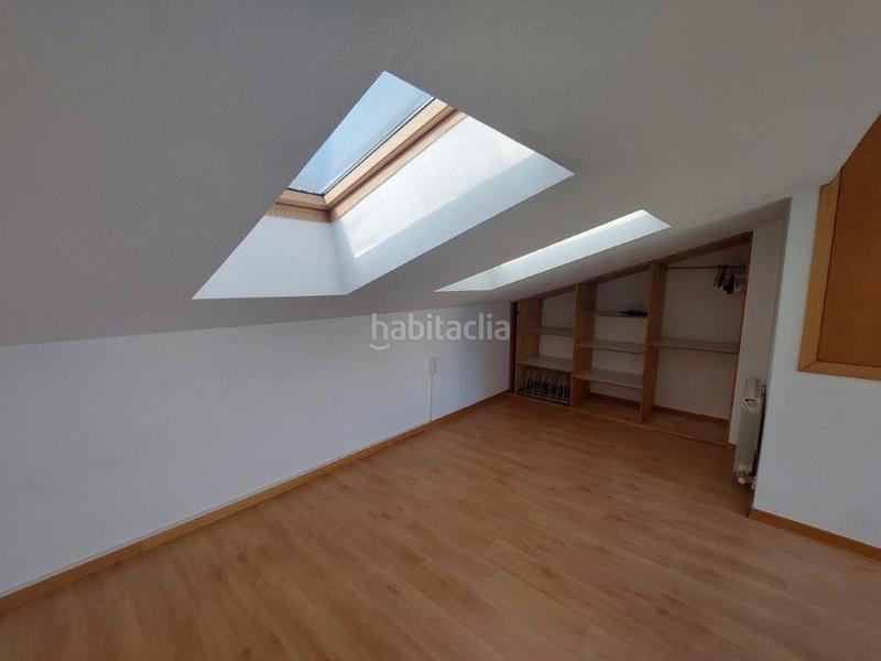 Foto 3d24c252-544a-4143-b989-ac629c205c52. Maison jumelée dans carrer de la barca 21 dans Eixample Sant Joan Despí