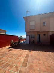 Casa aparellada  Avenida del estrecho. Casa pareada en santa margarita