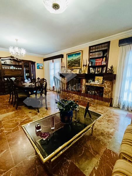 Foto 8e6b79c0-d81c-4064-8edc-37d4dbafd42e. Casa adossada a Casco Antiguo Algeciras