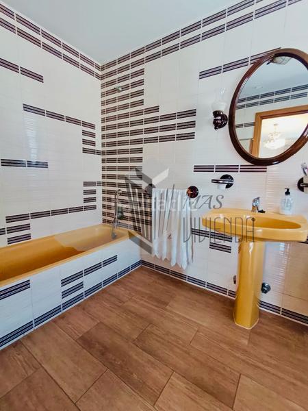 Foto b3be2eb5-b9fd-497c-ab77-c2d68b3879bb. Casa adossada a Casco Antiguo Algeciras