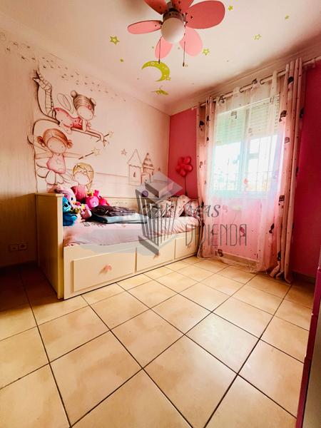 Foto 51417f40-c790-41a7-8152-c4dc86c568ec. Maison jumelée avec parking dans San García Algeciras