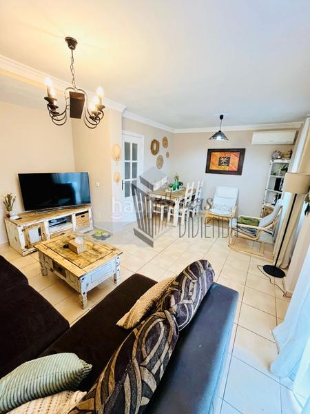 Foto 5eb075f8-be28-4538-9de2-d94da412b1c8. Maison jumelée avec parking dans San García Algeciras