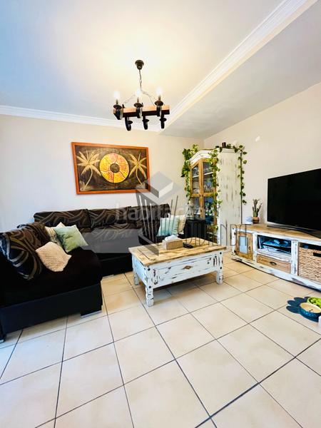 Foto 941244bc-1cd6-4e7c-ad3f-bd04b7e82461. Maison jumelée avec parking dans San García Algeciras