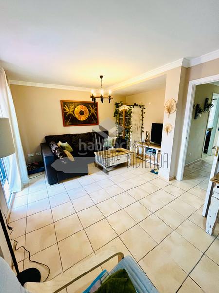 Foto 9ddff253-0b51-4d03-b39c-c27bd277bd46. Maison jumelée avec parking dans San García Algeciras