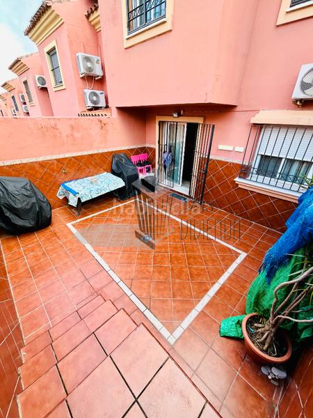 Foto dd0f2988-5a32-4fab-8288-1383035f7c22. Maison jumelée avec parking dans San García Algeciras