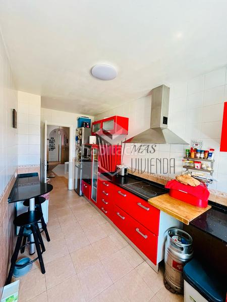 Foto ed335e2f-ba6c-4258-b12a-fbc66d30bd45. Piso  en calle san jose en Huerta Fava-Santiago Línea de la Concepción (La)