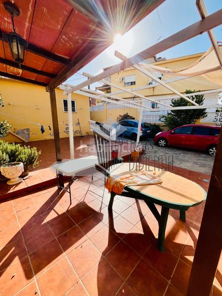 Foto 05ae5a30-d375-4205-aeb6-c453cb96cce1. Casa  en la granja en La Granja - La Colina - Los Pastores Algeciras