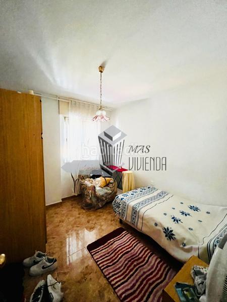 Foto f0893150-778c-4875-8bbe-b82f70438ea8. Piso  en doña casilda en San Bernabé Algeciras