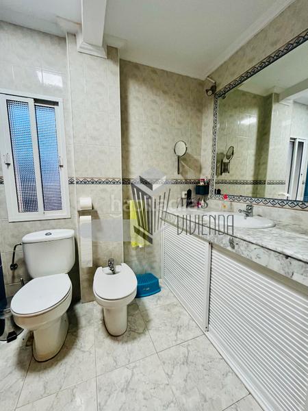 Foto 1164c58b-1a44-4d36-95d0-cc2e43bfb209. Pis amb aparcament a Los Pinos Algeciras