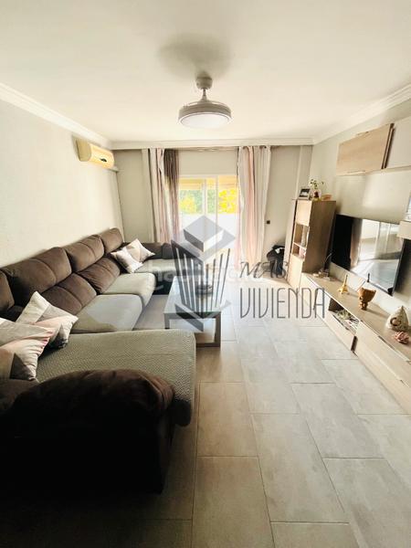 Foto 172eb2ca-c108-494e-896b-8eae0a33bf8f. Pis amb aparcament a Los Pinos Algeciras