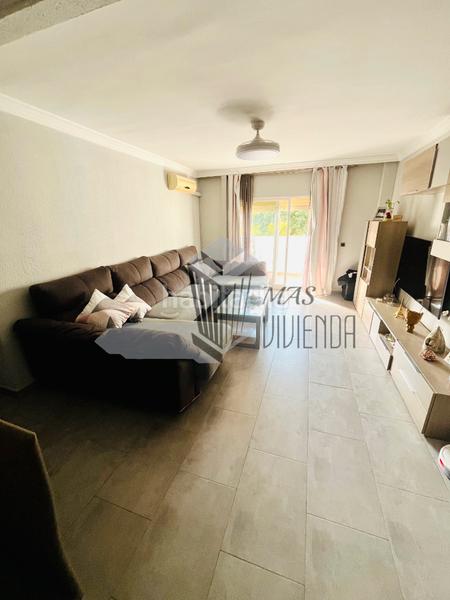 Foto 76732b04-d5d9-4f3e-916f-b756a87bec74. Pis amb aparcament a Los Pinos Algeciras