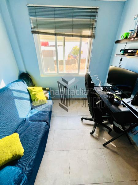 Foto ad6b1085-5345-4e12-869b-3e10d2a34d3f. Pis amb aparcament a Los Pinos Algeciras